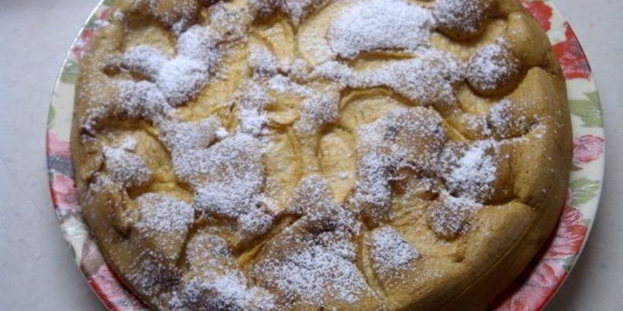 Рецепт яблочного пирога шарлотка