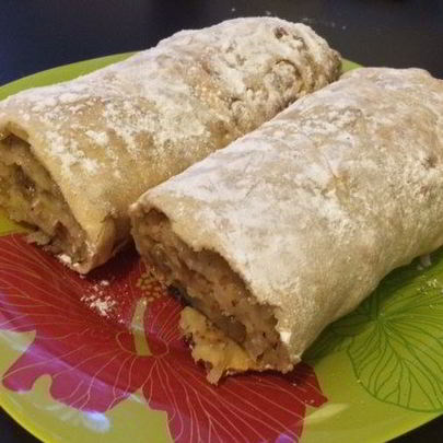 Постный яблочный штрудель