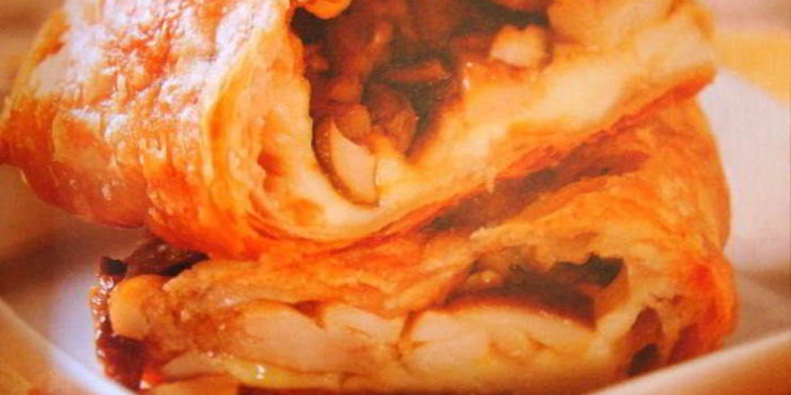 Рецепт штруделя с лесными грибами и сыром