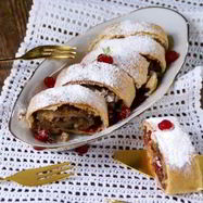 Рецепт Штруделя с сухофруктами