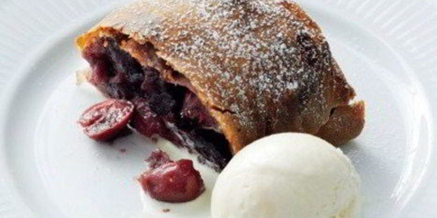 Рецепт штруделя с вишней