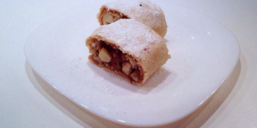 Рецепт штруделя с яблоками и изюмом