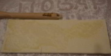 штрудель с яблоками из слоеного теста