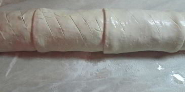 штрудель яблочный с изюмом и малиной