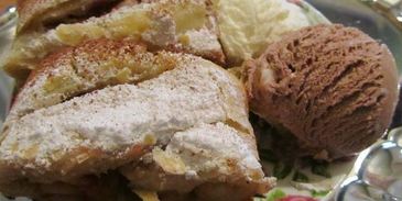 штрудель яблочный с изюмом и малиной