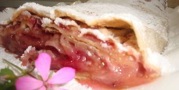 сливовый штрудель из лаваша