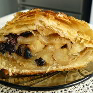 Рецепт Яблочного штруделя из готового слоеного теста