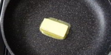 яблочный штрудель из готового слоеного теста