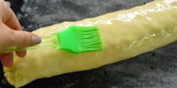 яблочный штрудель из готового слоеного теста