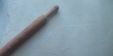 яблочный штрудель с изюмом и карамельной крошкой