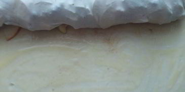 яблочный штрудель с изюмом и карамельной крошкой