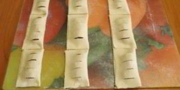 слойки из слоеного бездрожжевого теста