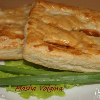 Слойки с капустой и яйцом