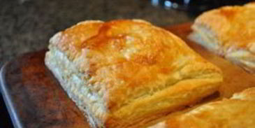 слойки с курицей и сыром