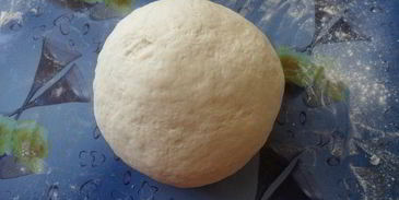 слойки с творогом, курагой и орехами