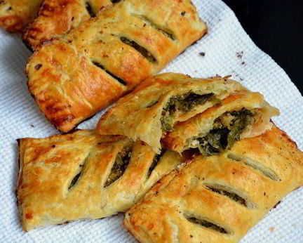 Слойки со щавелем