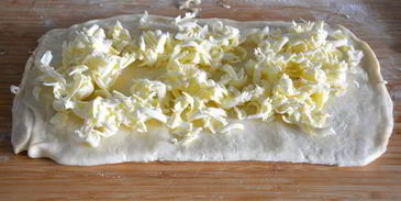 слойки со щавелем