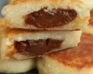 Сырники с вареной сгущенкой