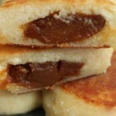 Сырники с вареной сгущенкой