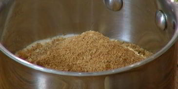 творожник с белым шоколадом и малиной