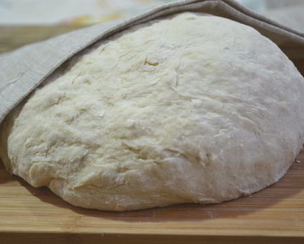 Быстрое бездрожжевое тесто для пирожков