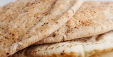 дрожжевое тесто на сковороде