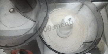 простое тесто для пиццы в тестомешалке