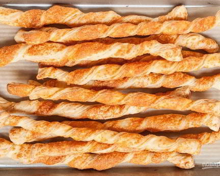 Слоеное тесто с сыром