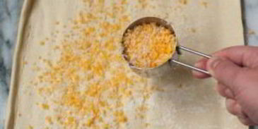 слоеное тесто с сыром