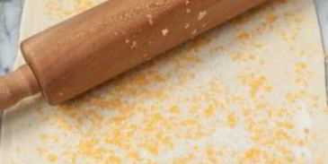 слоеное тесто с сыром