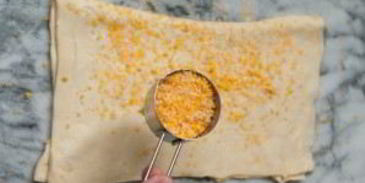 слоеное тесто с сыром