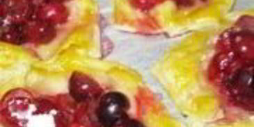 слоеное тесто с вишней