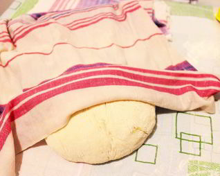 Тесто для пиццы с медом