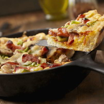 Тесто и начинка для пиццы на кефире на сковороде