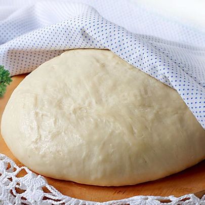 Тесто на сметане на дрожжах