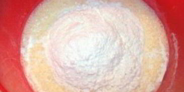 бисквит с творожной начинкой