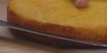 бисквит с ягодами