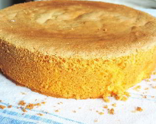 Изумительный белый бисквит