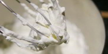 клубничный торт без выпечки