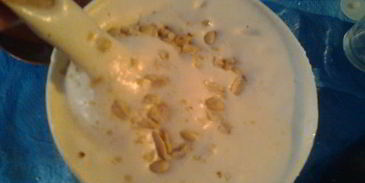 нежный и пушистый бисквит с арахисом