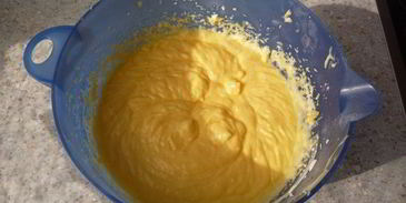 пасхальный кремообразный шоколадный торт с яичным ликером