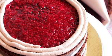 шоколадно-ягодный торт