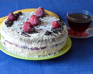 Торт Клубничный поцелуй