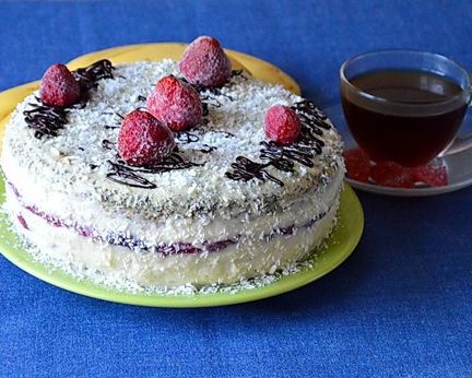 Торт Клубничный поцелуй