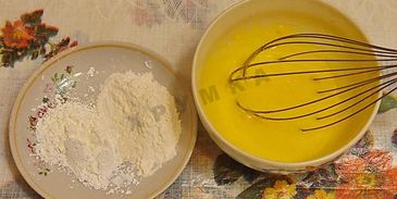 торт клубничный поцелуй