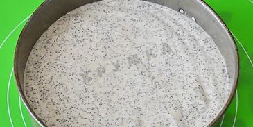 торт клубничный поцелуй