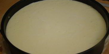 торт молочный рай на тарелке