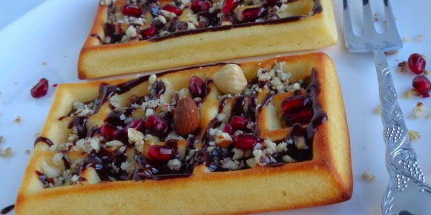 Рецепт бельгийских вафель с шоколадом и орешками без вафельницы