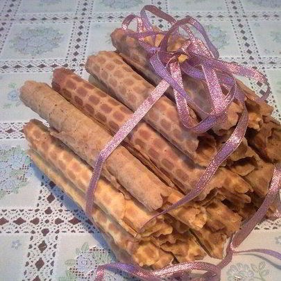 Хрустящие вафельные трубочки