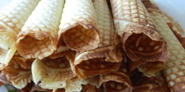 хрустящие вафли с маскарпоне и фруктами